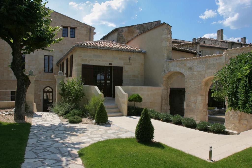 Hotel Au Logis Des Remparts 생테밀리옹 객실 사진