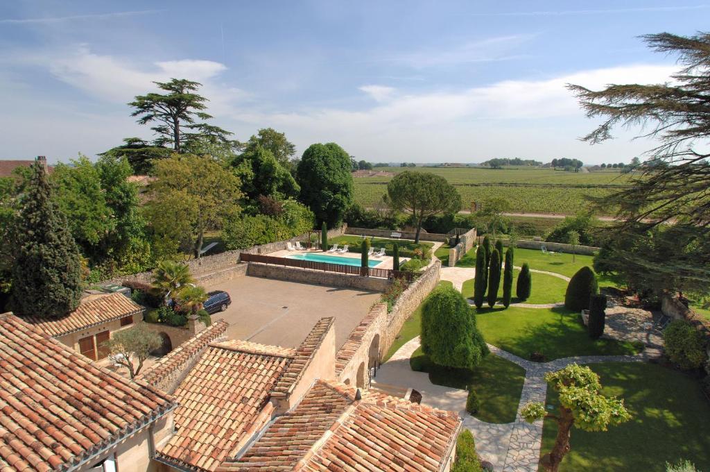 Hotel Au Logis Des Remparts 생테밀리옹 객실 사진